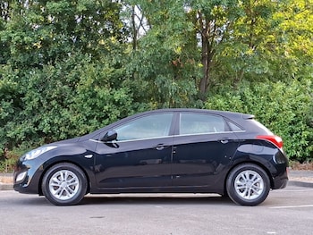 Used Hyundai i30 2016 for sale - 79383027: Photo