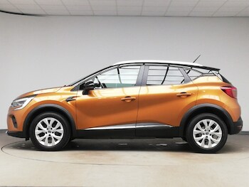 Used Renault Captur 2020 for sale - 77256888: Photo