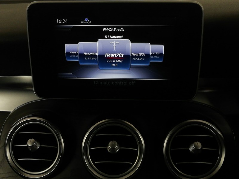 Used Mercedes-Benz GLC 2019 for sale - 77330008: Photo 13