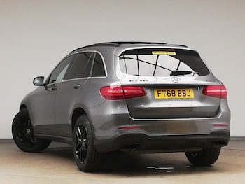 Used Mercedes-Benz GLC 2019 for sale - 77330008: Photo