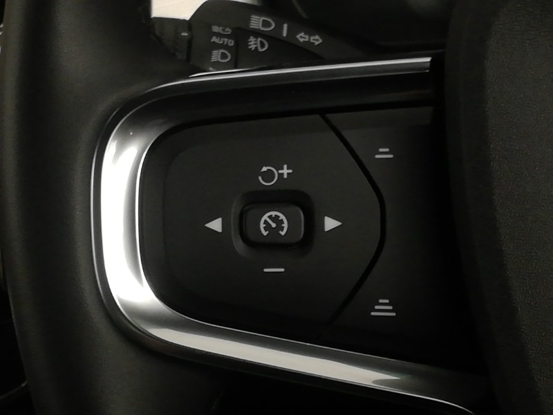 Used Volvo XC40 2024 for sale - 76897845: Photo 18