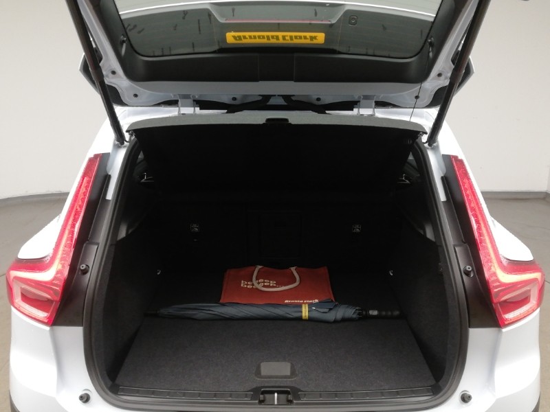 Used Volvo XC40 2024 for sale - 76897845: Photo 8