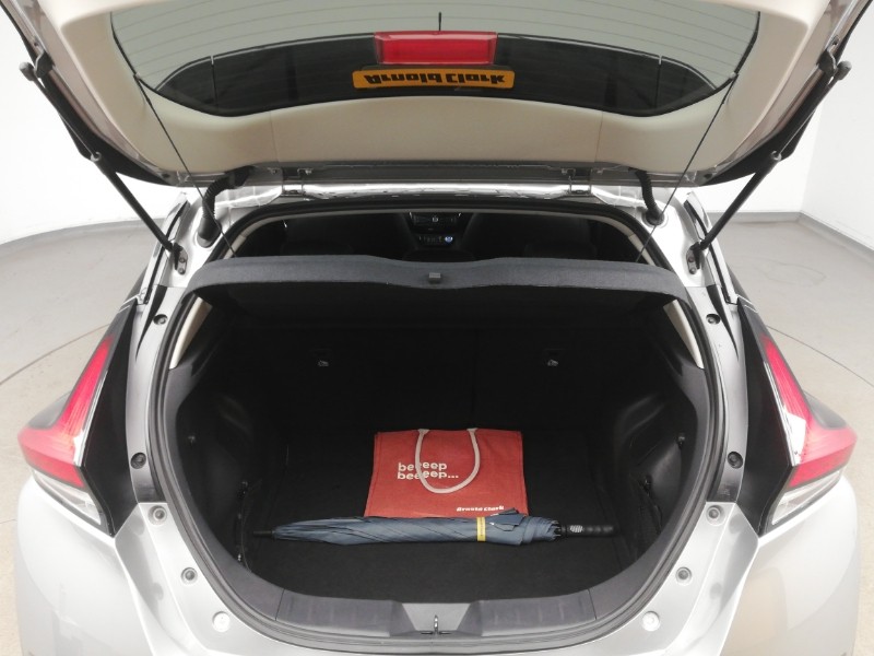 Used Nissan Leaf 2021 for sale - 76602423: Photo 8