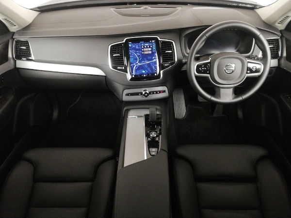 Used Volvo XC90 2024 for sale - 76233651: Photo 2