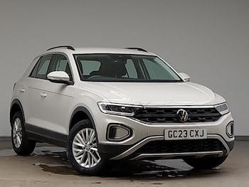 Used Volkswagen T-Roc 2023 for sale - 78342973: Photo