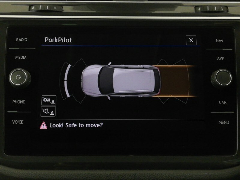 Used Volkswagen Tiguan 2017 for sale - 77847174: Photo 11