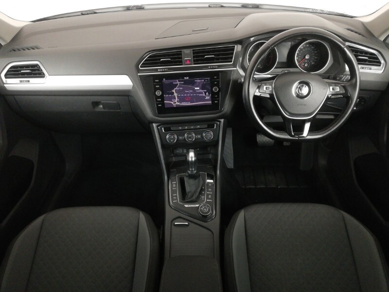 Used Volkswagen Tiguan 2017 for sale - 77847174: Photo 2