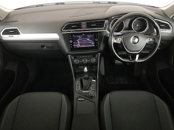 Used Volkswagen Tiguan 2017 for sale - 77847174: Photo