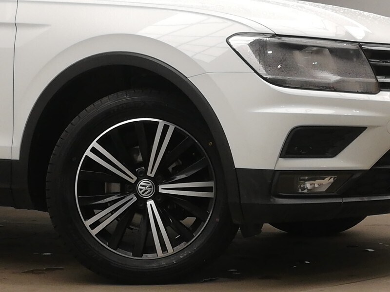 Used Volkswagen Tiguan 2017 for sale - 77847174: Photo 9