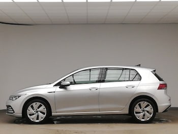 Used Volkswagen Golf 2024 for sale - 76427481: Photo