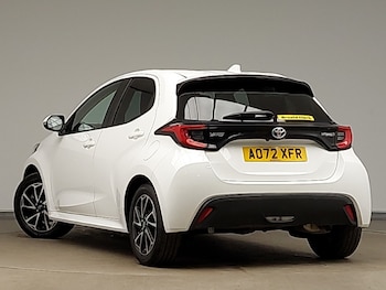 Used Toyota Yaris 2023 for sale - 78503225: Photo