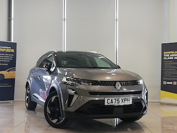 Used Renault Captur 2025 for sale - 79267840: Photo