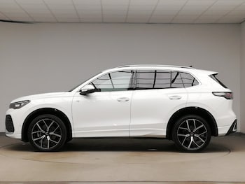 Used Volkswagen Tiguan 2024 for sale - 75652640: Photo