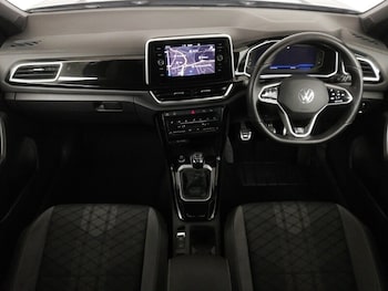 Used Volkswagen T-Roc 2023 for sale - 77761341: Photo