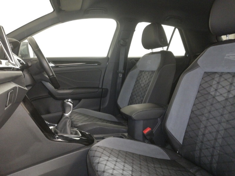 Used Volkswagen T-Roc 2023 for sale - 77761341: Photo 5