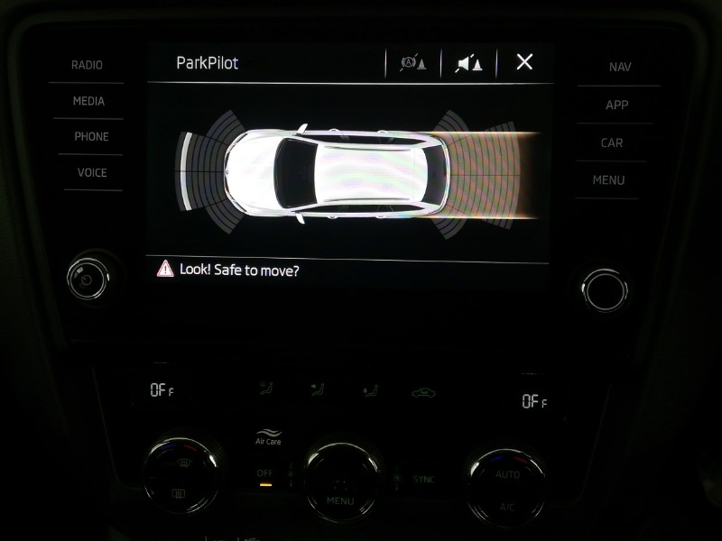 Used Skoda Octavia 2018 for sale - 77832433: Photo 11