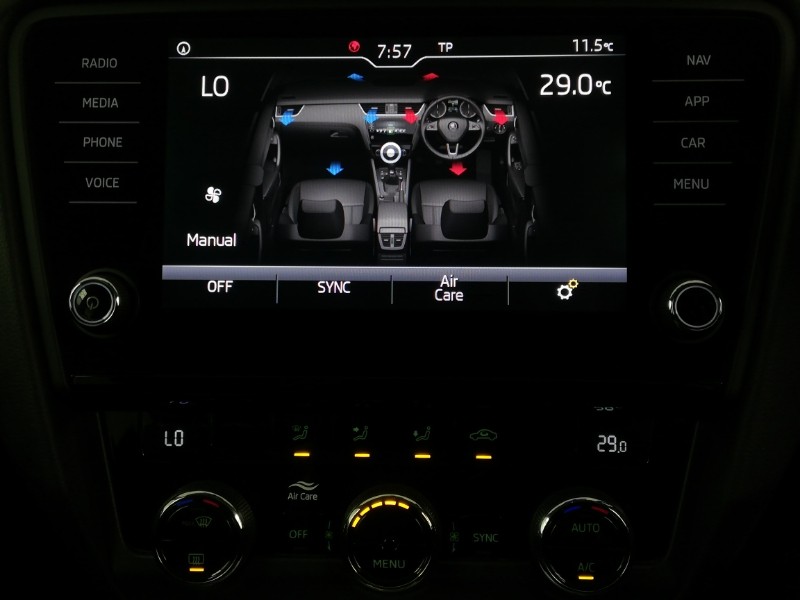 Used Skoda Octavia 2018 for sale - 77832433: Photo 16