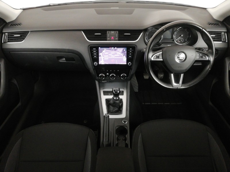 Used Skoda Octavia 2018 for sale - 77832433: Photo 2