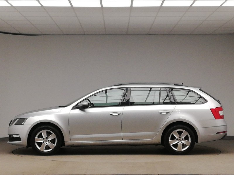 Used Skoda Octavia 2018 for sale - 77832433: Photo 4