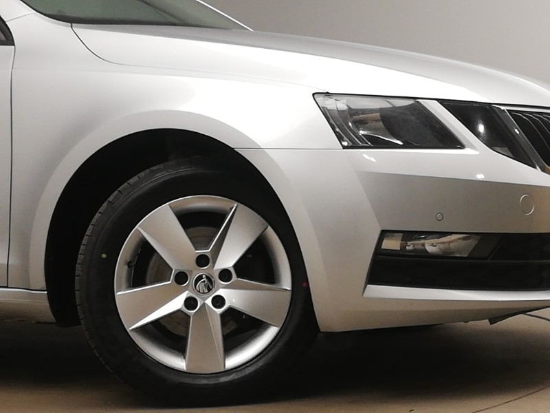 Used Skoda Octavia 2018 for sale - 77832433: Photo 9