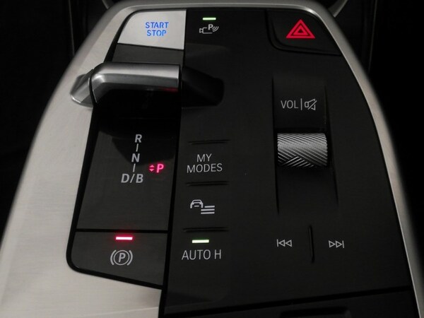 Used BMW iX1 2023 for sale - 76071393: Photo 19