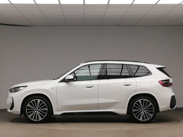 Used BMW iX1 2023 for sale - 76071393: Photo 4