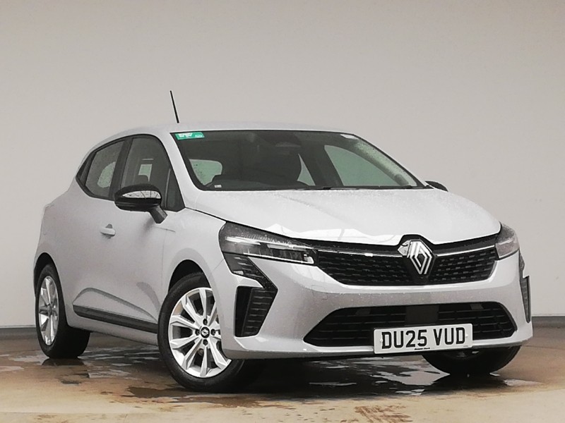 Used Renault Clio 2025 for sale - 76165913: Photo 1