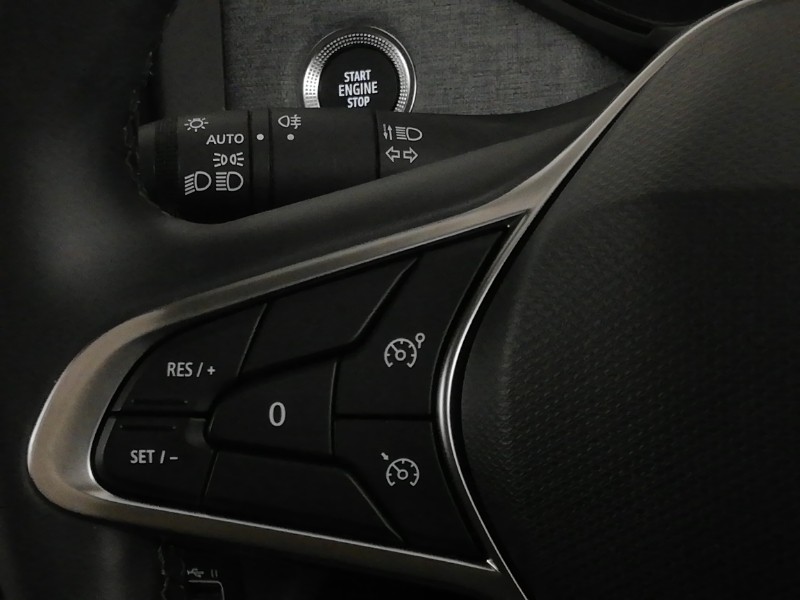 Used Renault Clio 2025 for sale - 76165913: Photo 17