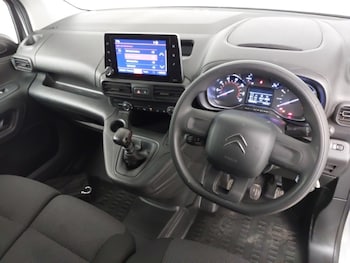 Used Citroen Berlingo 2024 for sale - 78546621: Photo
