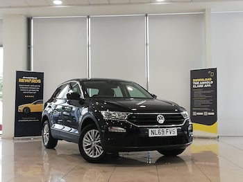Used Volkswagen T-Roc 2019 for sale - 78770975: Photo