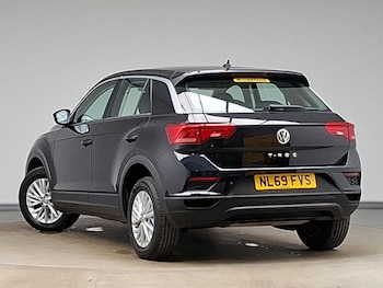 Used Volkswagen T-Roc 2019 for sale - 78770975: Photo