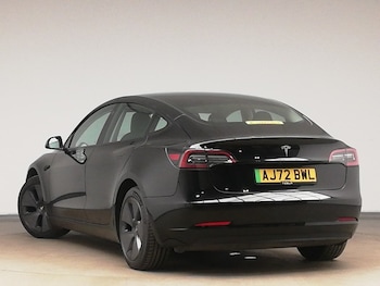 Used Tesla Model 3 2022 for sale - 75882789: Photo