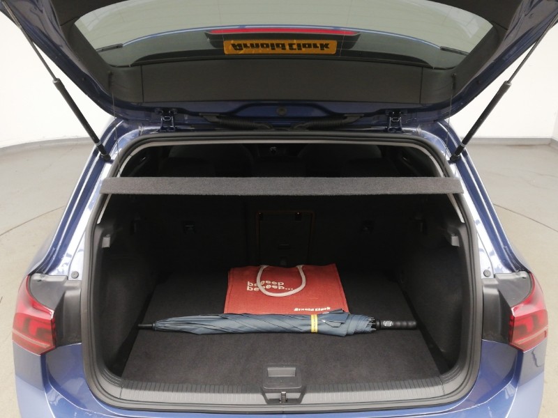 Used Volkswagen Golf 2024 for sale - 76978396: Photo 8