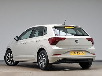 Used Volkswagen Polo 2024 for sale - 78783204: Photo