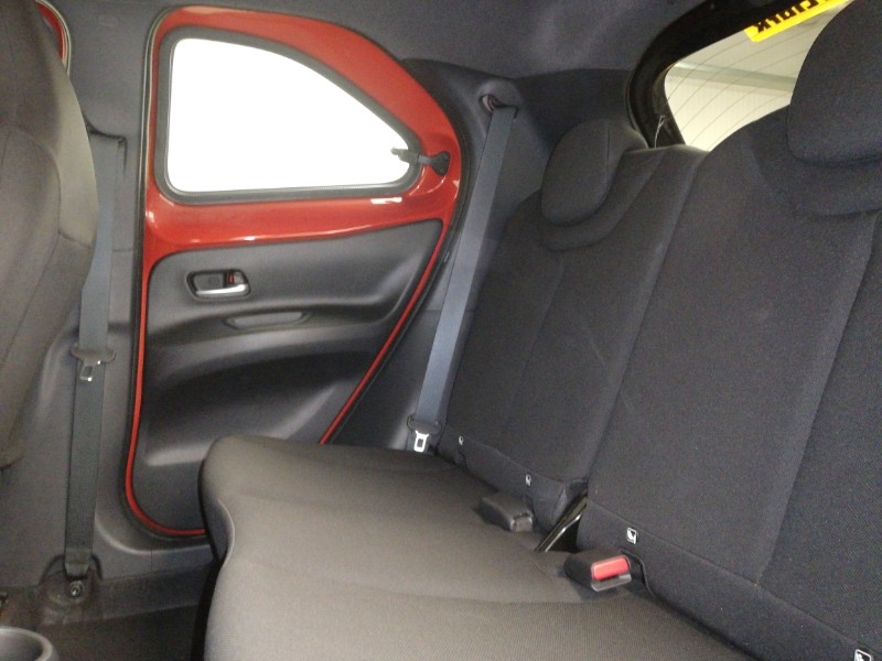 Used Toyota Aygo X 2023 for sale - 77922316: Photo 6