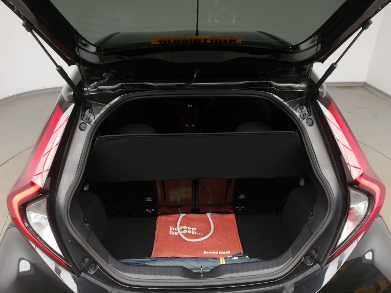 Used Toyota Aygo X 2023 for sale - 77922316: Photo 8