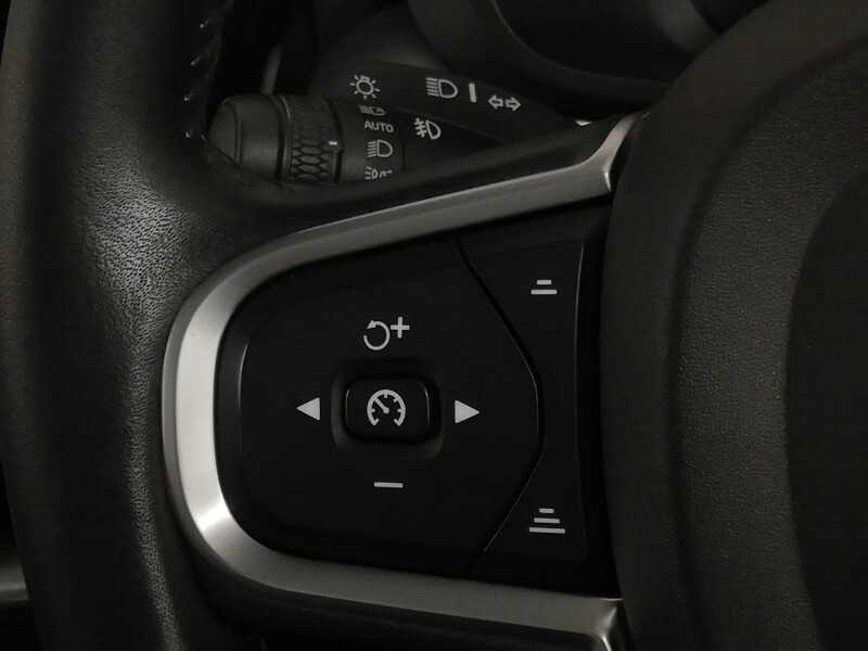 Used Volvo XC60 2018 for sale - 77126445: Photo 16