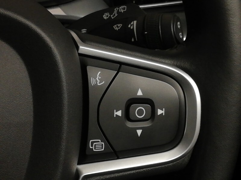 Used Volvo XC60 2018 for sale - 77126445: Photo 17