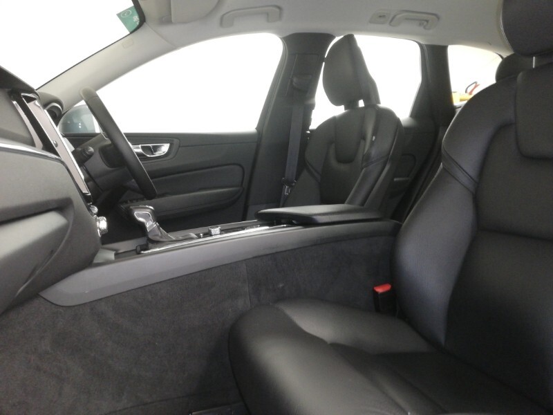 Used Volvo XC60 2018 for sale - 77126445: Photo 5