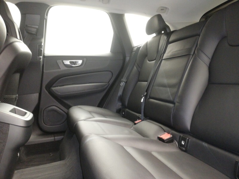 Used Volvo XC60 2018 for sale - 77126445: Photo 6