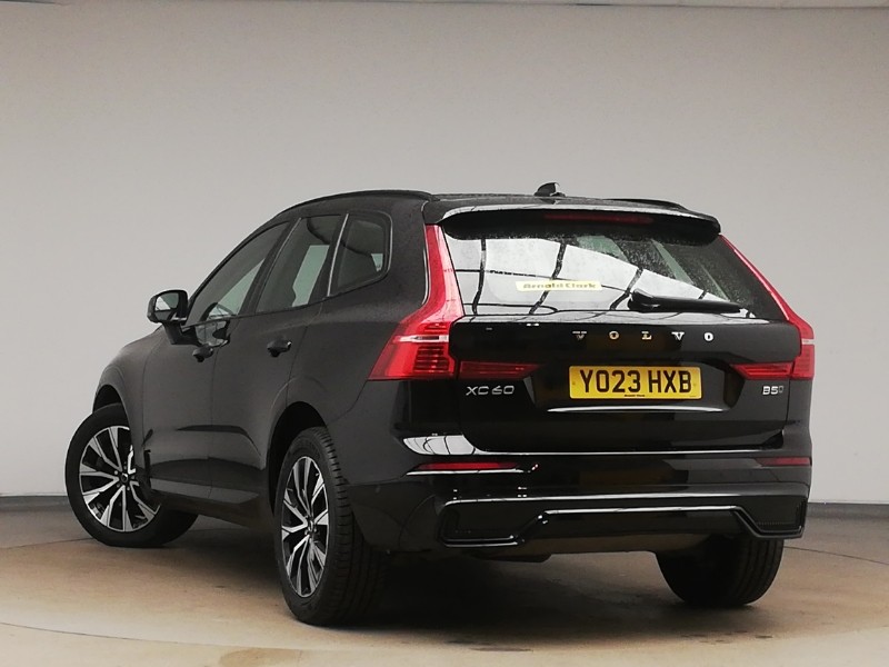 Used Volvo XC60 2023 for sale - 77252436: Photo 3