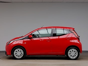 Used Toyota AYGO 2019 for sale - 78125697: Photo