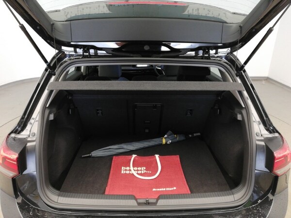 Used Volkswagen Golf 2024 for sale - 75256477: Photo 8