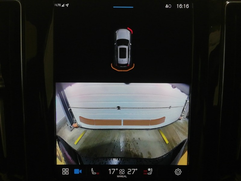 Used Volvo XC60 2023 for sale - 77252433: Photo 11