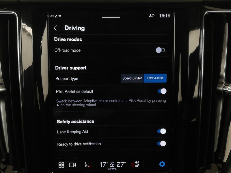 Used Volvo XC60 2023 for sale - 77252433: Photo 15