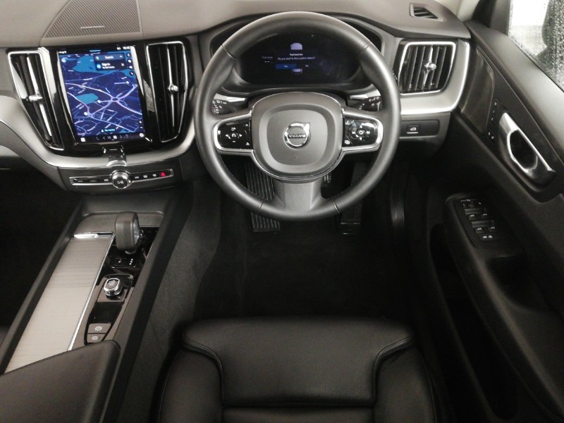 Used Volvo XC60 2023 for sale - 77252433: Photo 7