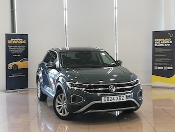 Used Volkswagen T-Roc 2024 for sale - 78953193: Photo