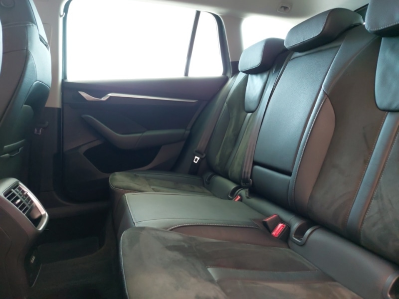 Used Skoda Octavia 2024 for sale - 77947792: Photo 6