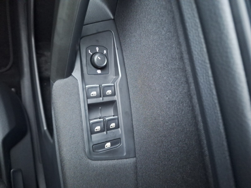 Used Volkswagen Tiguan Allspace 2025 for sale - 76970549: Photo 17