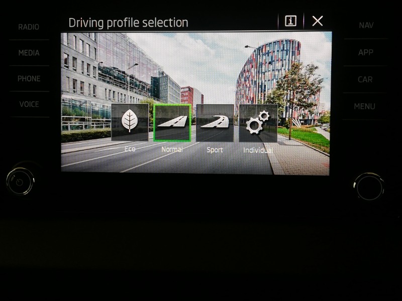 Used Skoda Karoq 2024 for sale - 76804506: Photo 19